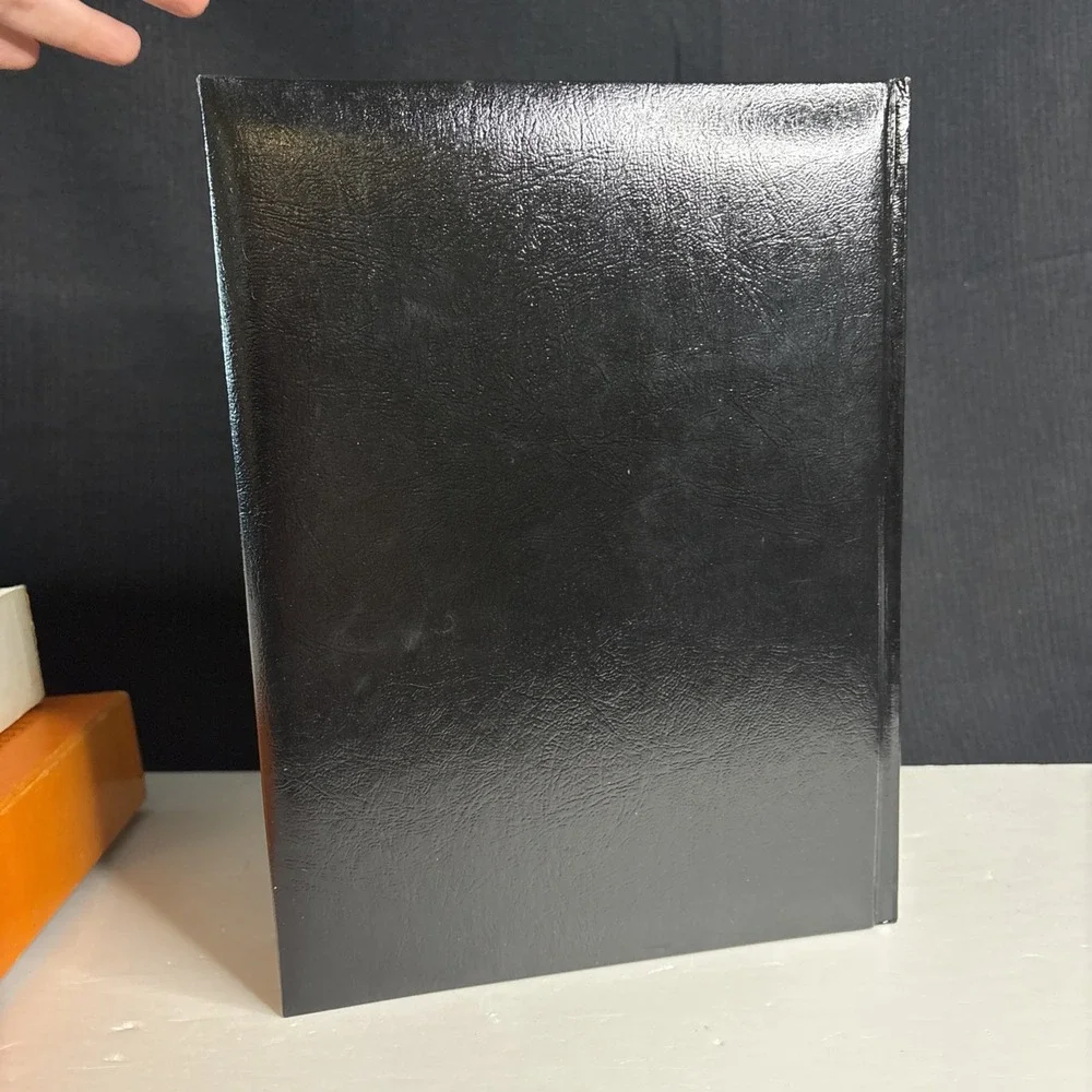 Vintage Regency Classic Family Holy Bible Thomas Nelson KJV Black Gold 709